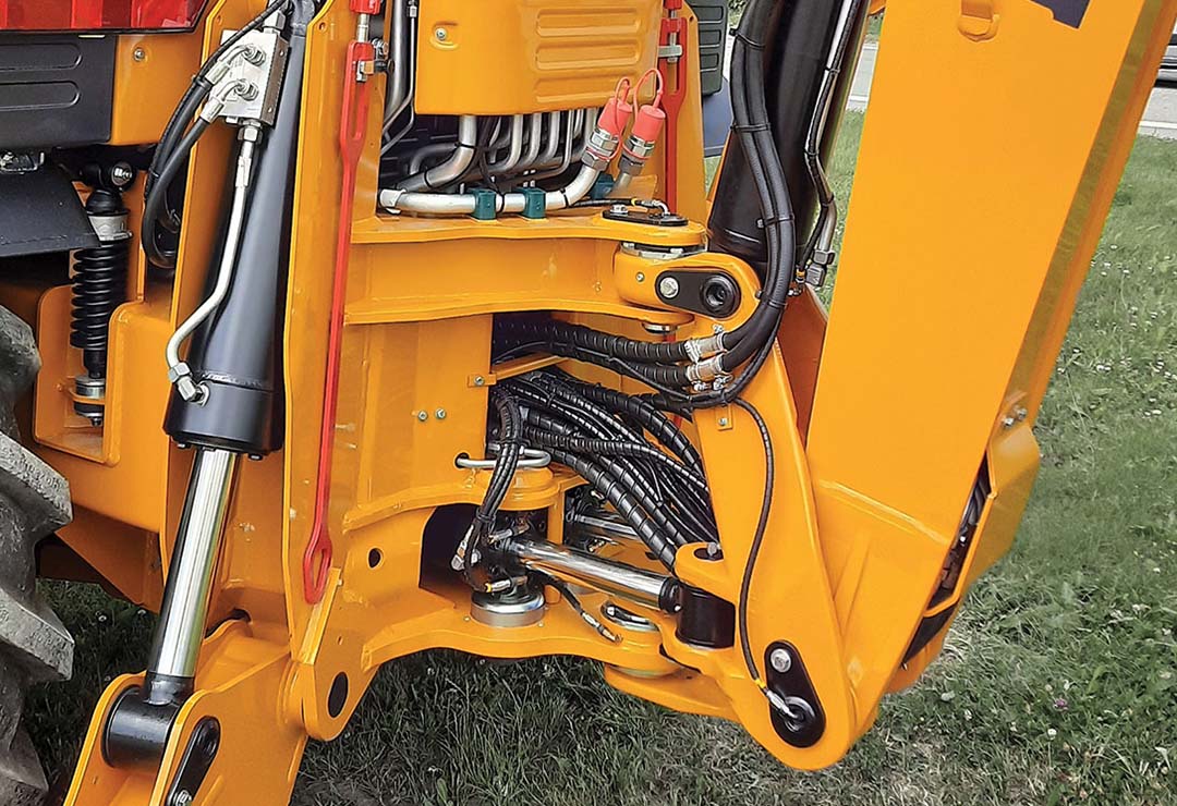 908G Rear End Close Up